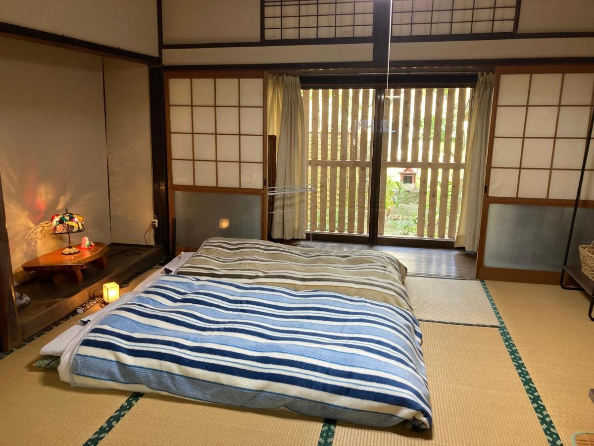 Guesthouse Kojiya 暮らしをつくる宿 旧糀屋 Fukutsu Екстер'єр фото